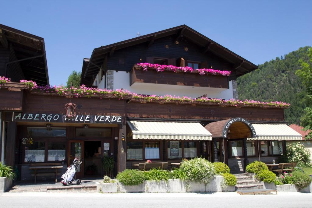 Hotel Valle Verde - Rent Ski & Bike Tarvisio Habitación foto